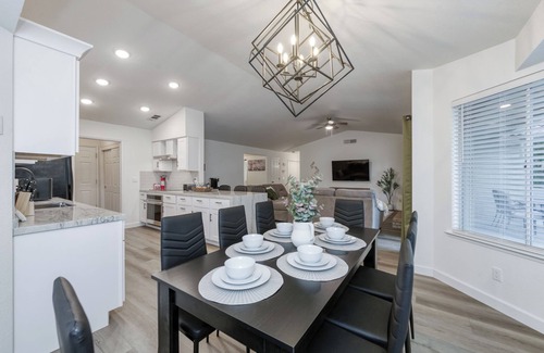 Clovis House | Relax & Play in Clovis! 4BR w/Hot Tub, Game Room, Firepit, Close to Hospitals