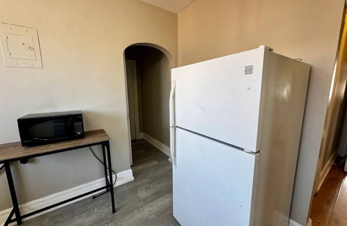 Sudbury Apartment | Relax & Recharge - Sudbury Retreat