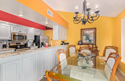 Rio Verde Apartment | Relax, Recharge & Soak in Mountain Views | Pool Tennis 55+ Resort-Style Stay