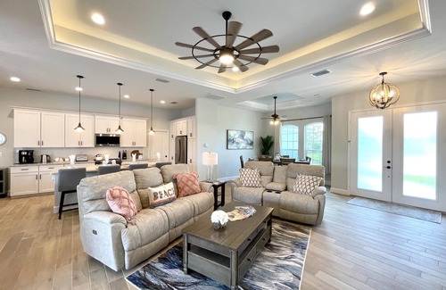 Pinehurst House | * Relax, reconnect, and create unforgettable memories! *
