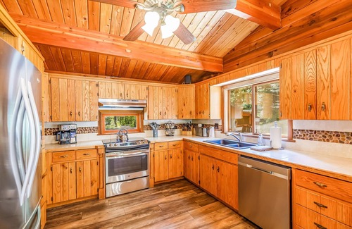 Cle Elum House | Relax & Reconnect on the River- Golf @ Suncadia + 3rd Nt Free Limited Avail