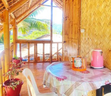 Coron Town Proper Ski Chalet | Relax seaview chalet with AC and balcony