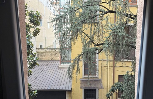 Zona Solari Apartment | Relax & Style in Milan in the heart of the Tortona Design District - with Private Sauna