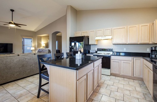 Cortaro House | Relax Tucson-Home Away from Home-1 level Living Bike-Walk path out front door