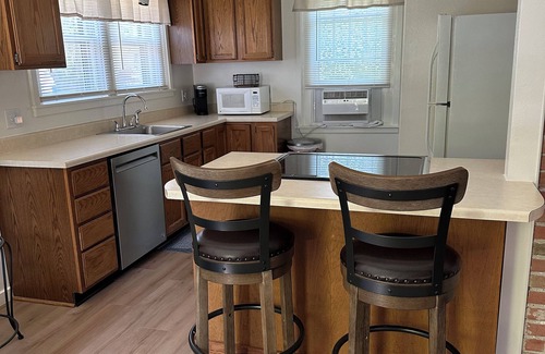 Cody House | Relax, unwind and enjoy!