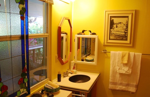 Highland Cottage | Relax/Watch Sunsets & Birds Over Lake Between Lk Placid & Sebring at LoonCottage
