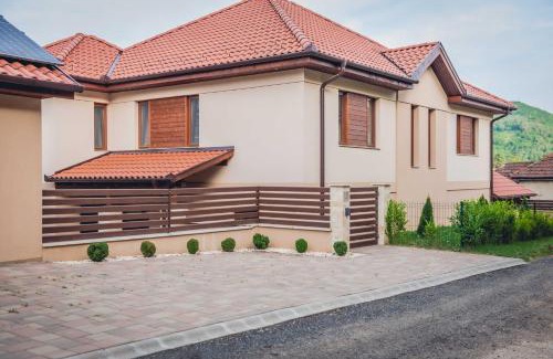 Komloska Villa | Relax Wellness Apartman Komlóska
