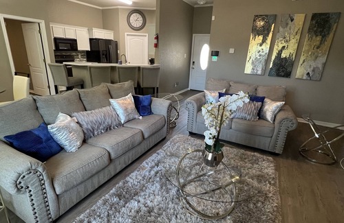 Killeen House | Relax with your family in this peaceful home located 5 minutes from Ft. Cavazos