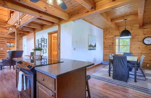 Nelsonville Cabin | Relax Your Mind, Body and Soul: Escape into Nature