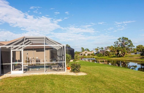 Long Meadow House | Relaxation awaits at this 3 bedroom Rotonda Retreat.
