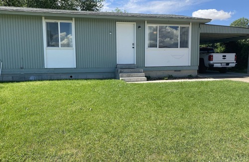 Orangeville House | Relaxing 2 Bdrm Coastal Cottage near Joe's Valley