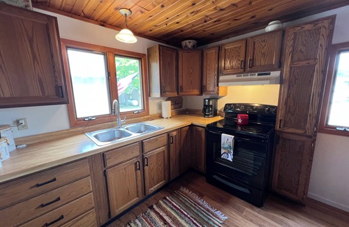 Bagley Cabin | Relaxing 2-Bedroom Cottage Getaway in Bagley, WI