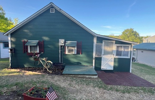 Bagley Cabin | Relaxing 2-Bedroom Cottage Getaway in Bagley, WI