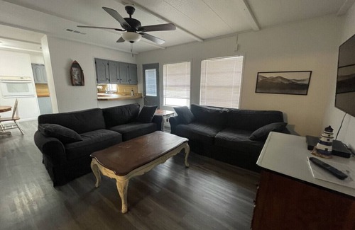 Pottsboro Cabin | Relaxing 3 bedroom cabin at Little Mineral Marina
