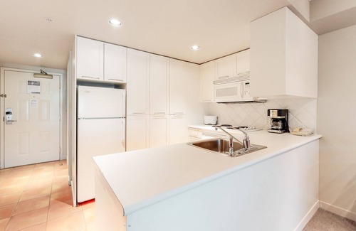 Whistler Village Apartment | Relaxing 4th-floor studio with ski/mountain views, gym, fireplace, washer/dryer