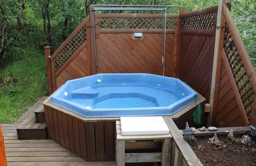 Husafell House | Relaxing and cozy cottage with hot tub