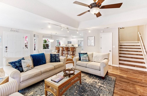 Port Canaveral House | Relaxing Beach House-Heated Pool-Walk to the Beach
