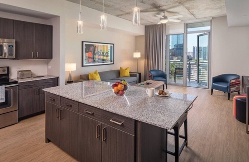 Civic District Condo | Relaxing Club Wyndham Austin, 2 Bedroom Deluxe Suite