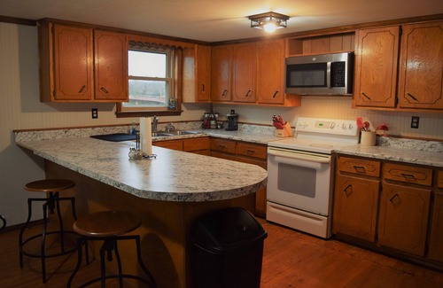 Golden House | Relaxing country side stay with lots of lake and river activities close by.