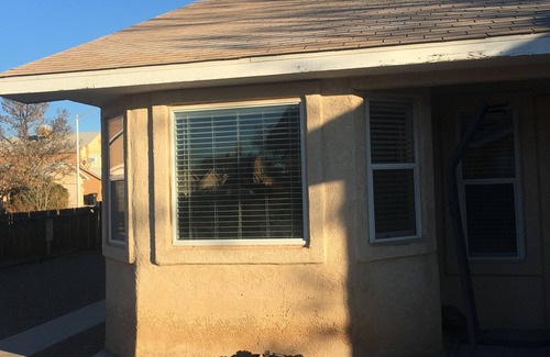 S.r. Marmon House | Relaxing/cozy home near Petroglyphs