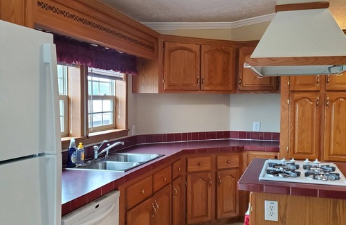 Lake Cottage | Relaxing Crooked Lake Cottage - Private Dock, Large Yard, Great Fishing