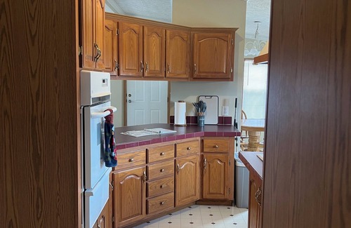 Lake Cottage | Relaxing Crooked Lake Cottage - Private Dock, Large Yard, Great Fishing