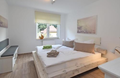 Schleusegrund Apartment | Relaxing Escape with Terrace