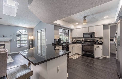 Elfers House | Relaxing family house w/pool - 3 beds 2 bath