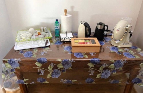 Ovest Apartment | Relaxing historic villa, cycle path to the city center, lake, Valpolicella