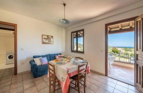 Iscra e Voes Apartment | Relaxing holiday home near La Caletta beaches