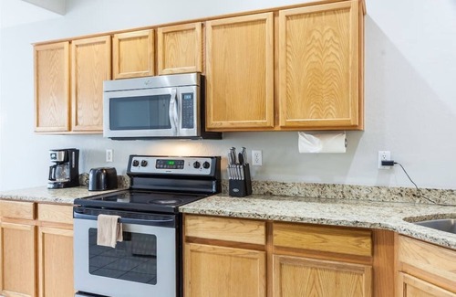 Avondale House | Relaxing house near stadium, pool heater, BBQ