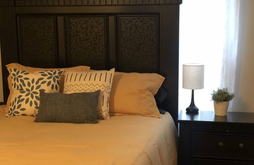 Grandview House | Relaxing KC Hidden Gem-BOHO