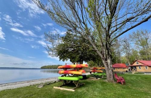 Burnham House | Relaxing Lake Cabin with Kayaks, Grill & Sandy Beach Access in Burnham, Maine