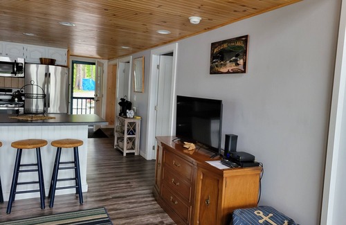 Newport Cottage | Relaxing lake side getaway Sebasticook Lake, Maine