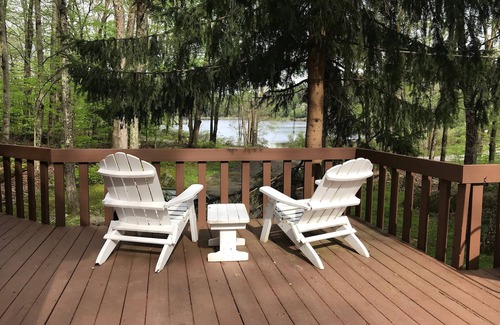Smallwood House | Relaxing Lakefront, Very Clean. Great for Families.