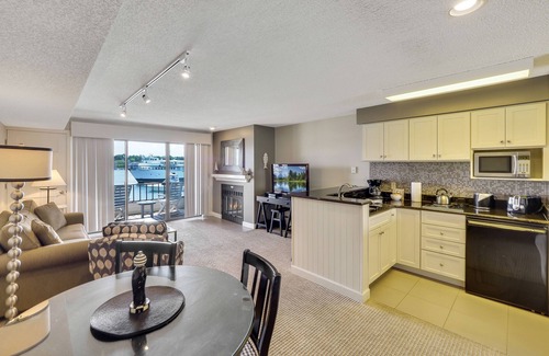 Charlevoix Condo | Relaxing Lakeview One-Bedroom | Downtown Charlevoix | Pool, Hot Tub, Sauna
