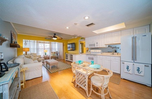 Englewood Condo | Relaxing Manasota Key Condo on the Gulf