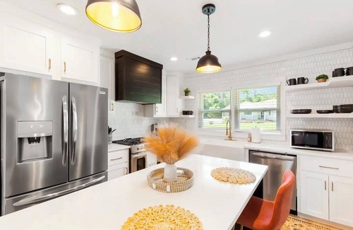 Carrollton House | Relaxing, modern full-size house with pool overlooking a beautiful lake view.
