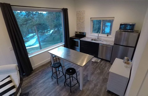 Morrison Apartment | Relaxing Mountain Studio