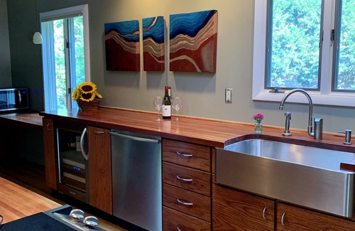 Annapolis House | Relaxing oasis 5 min to Navy Stadium, St John’s, Naval Academy & Downtown