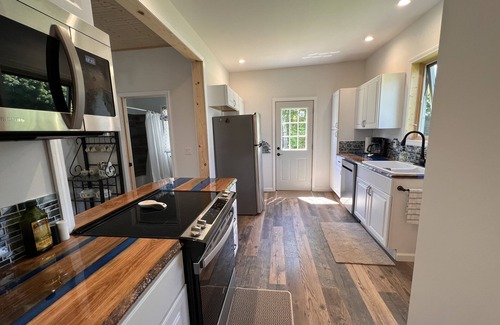 Straits of Mackinac House | Relaxing Paradise overlooking Lake Huron one block from Downtown
