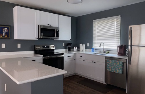 Croom Cottage | Relaxing, peaceful house in Calvert County, Md close to beach towns and DC.