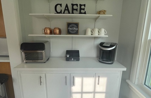 Port Clinton House | Relaxing Port Clinton Getaway