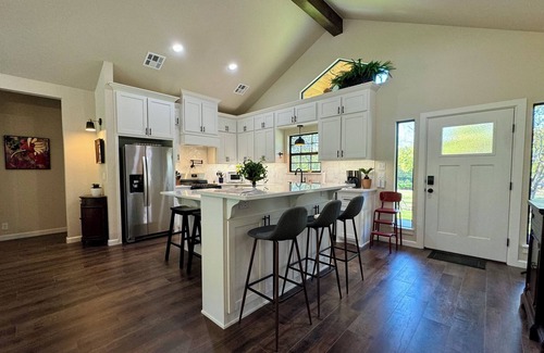 Porum House | Relaxing, quiet, brand new retreat on wonderful Lake Eufaula, Oklahoma.