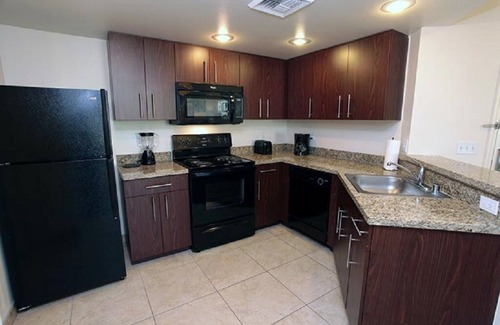 Enterprise Apartment | Relaxing resort, off crazy strip - 1 Bedroom, Sleeps 4