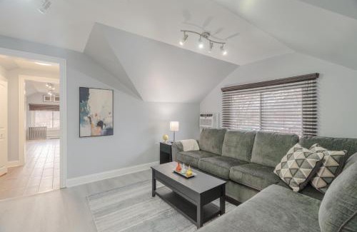 Lombard Apartment | Relaxing Retreat in the Heart of Lombard With Laundry