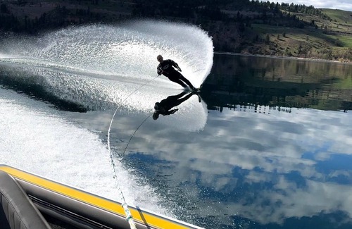 Central Okanagan Resort | Relaxing space at a family fun resort on Kalamalka Lake!