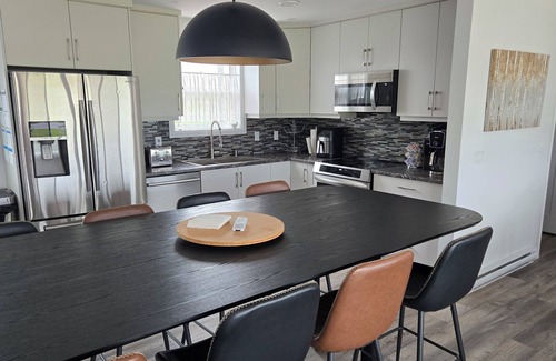 Port Philip House | Relaxing spot on the water. Close to many golf courses in the area.
