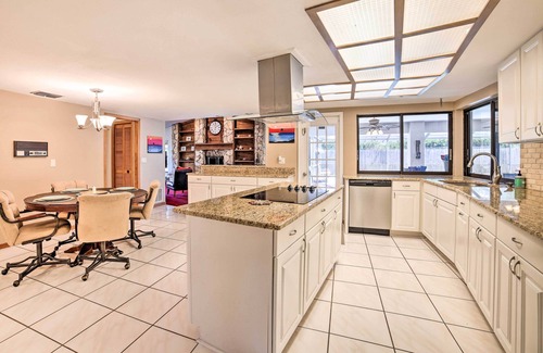 Greater Northdale House | Relaxing Tampa Abode w/Screened Lanai & Pool