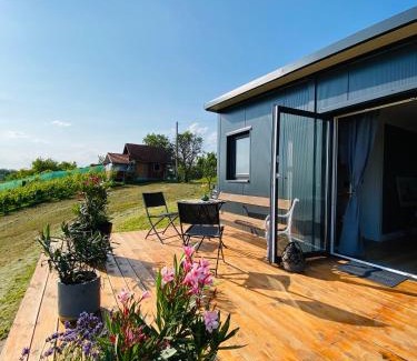 Bedekovcina Ski Chalet | Relaxing Tiny House with a beautiful view over the hills in Zagorje